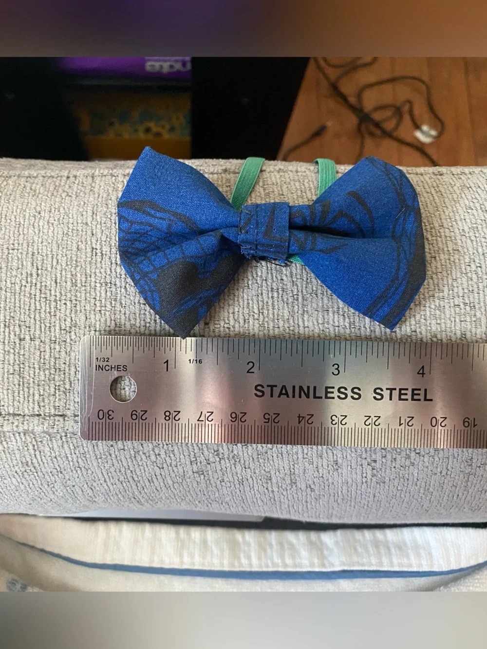 Spider-Man Blue Fabric Bow tie with Green Elastic - Unbranded
